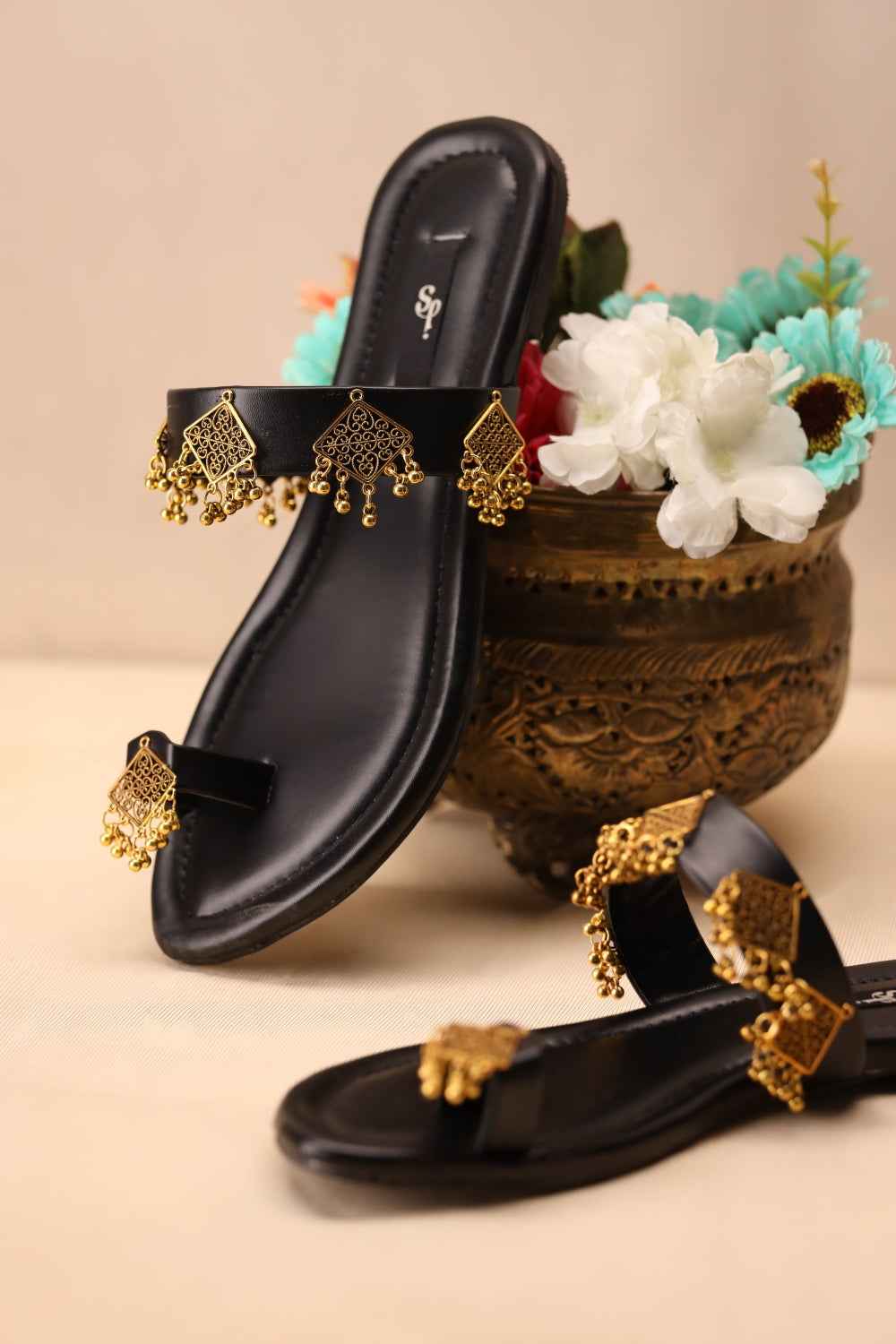 Nauratan Black