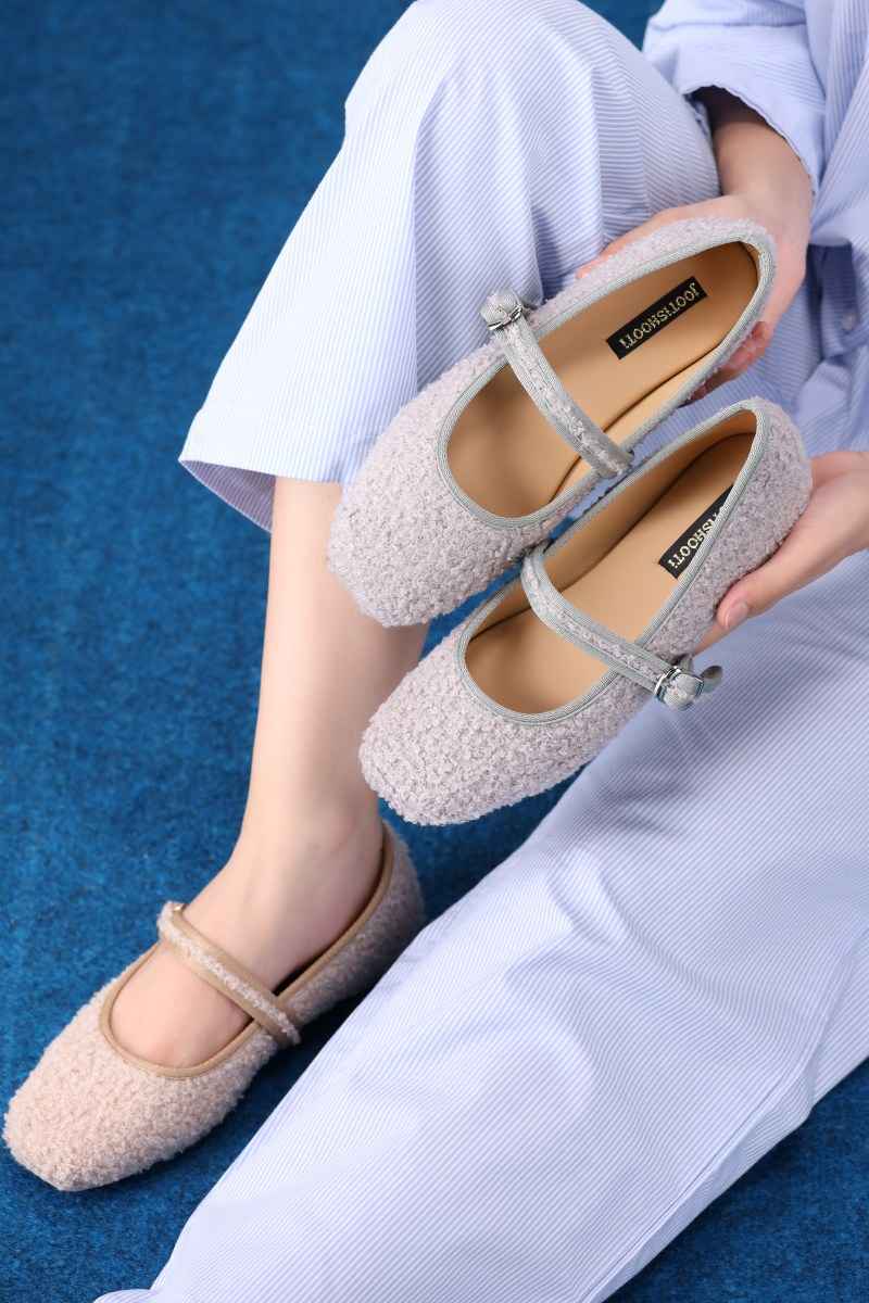 Moonstone Boucle Mary Jane
