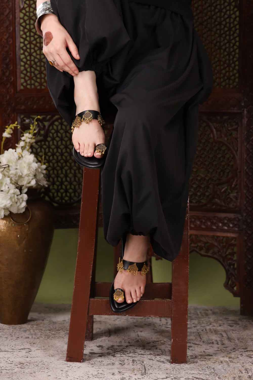 Nauratan Black