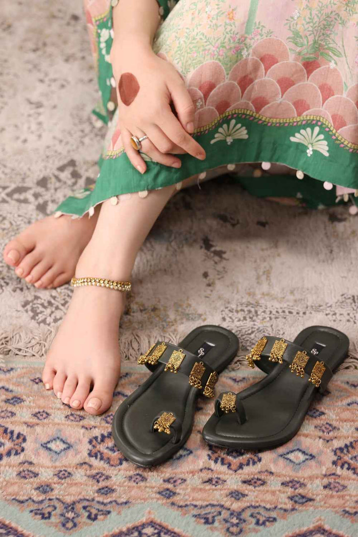 Nauratan Dark Olive