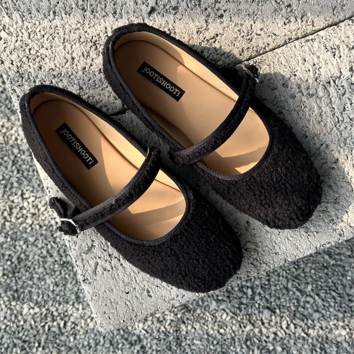 Noir Boucle Mary Jane