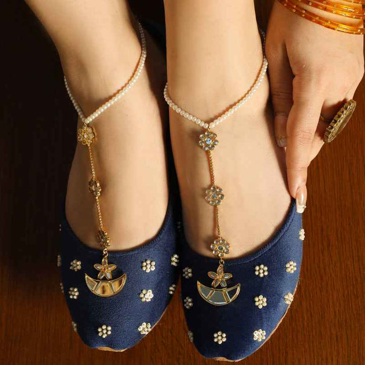 Neelam (Made to Order)