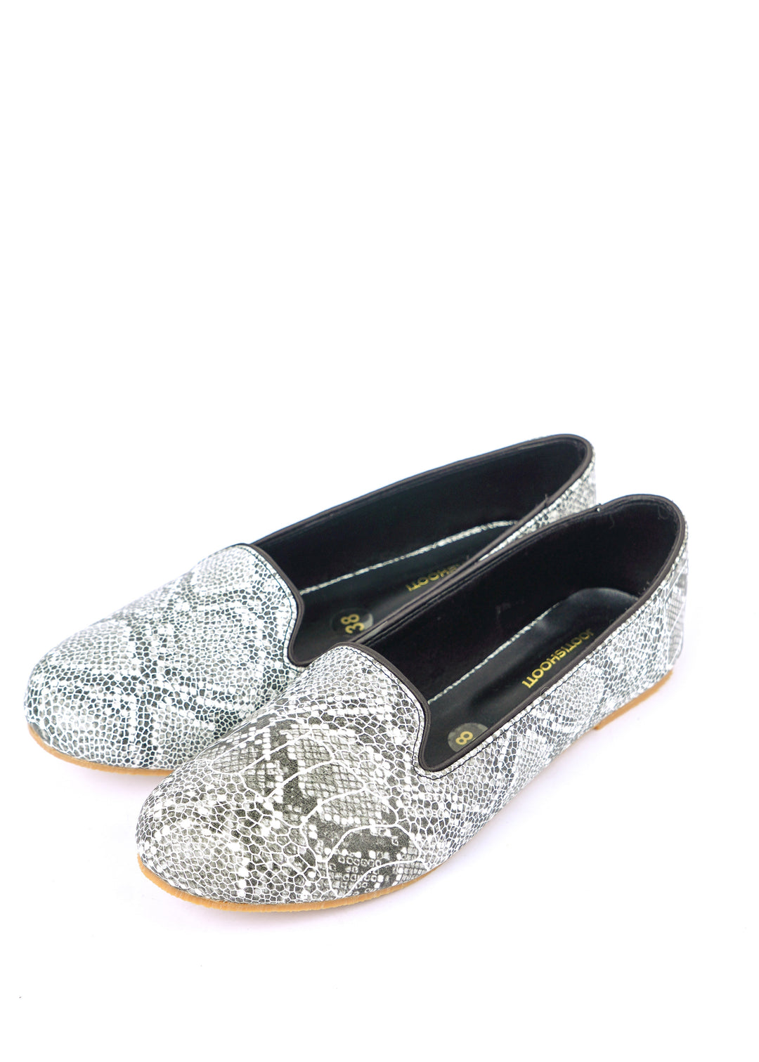 Monochrome Textured Loafers - Jooti Shooti